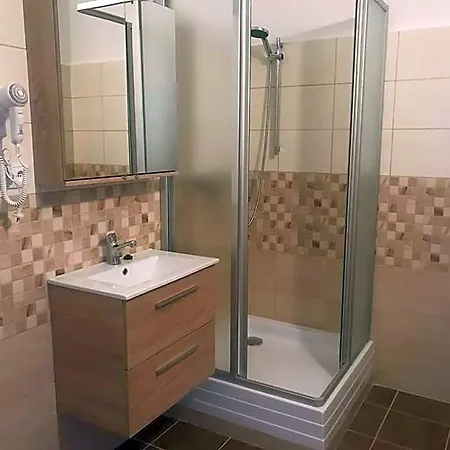 Cukrovar 4*